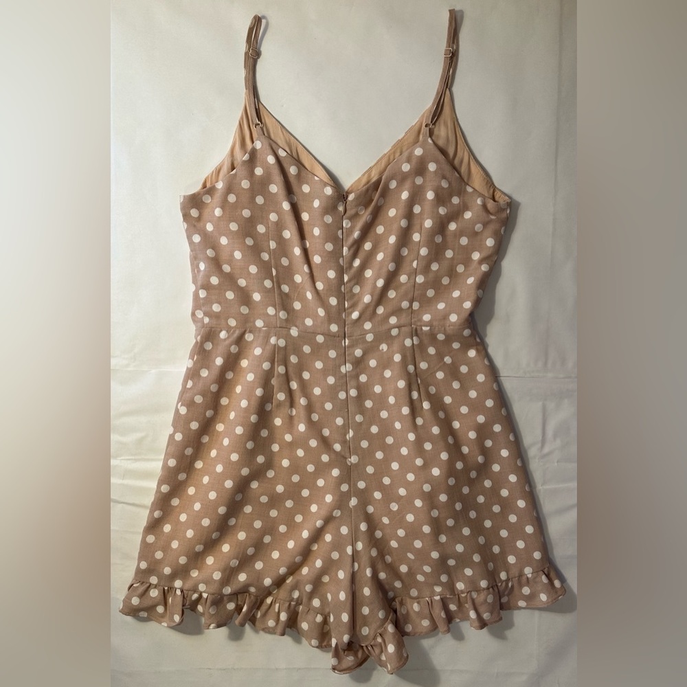 Do Be Polka Dot Ruffle Romper Jumpsuit Size Medium - image 4